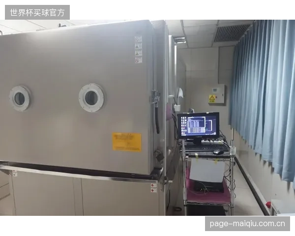 72小时无红锈已成为热镀锌钢索在体育馆项目中被普遍接受的最低盐雾测试验收标准,但专家呼吁提升至240小时 72小时无红锈已成为热镀锌钢索在体育馆项目中被普遍接受的最低盐雾测试验收标准,但专家呼吁提升至240小时